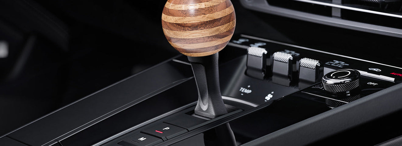 Nine Eleven Outlaw Tribute Shifter for the Porsche 992 PDK – A Mechanical Soul in a Digital Era