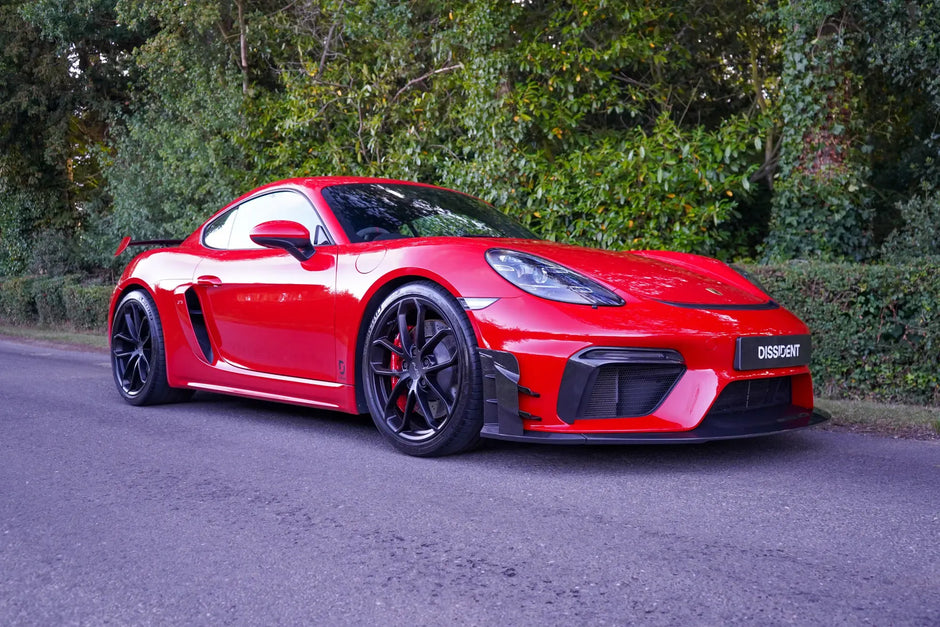 Porsche 718 GT4 Carbon Track Pack