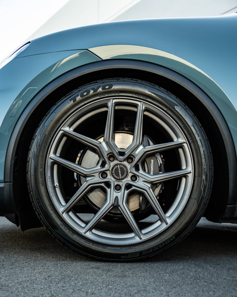 Porsche Macan MV-Forged MVF5 Close Up 22"