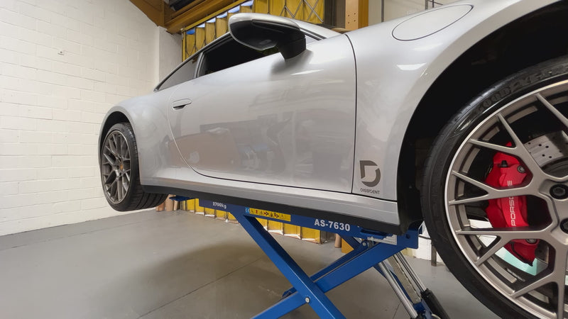 Porsche 992 Carbon Fiber Side Skirt
